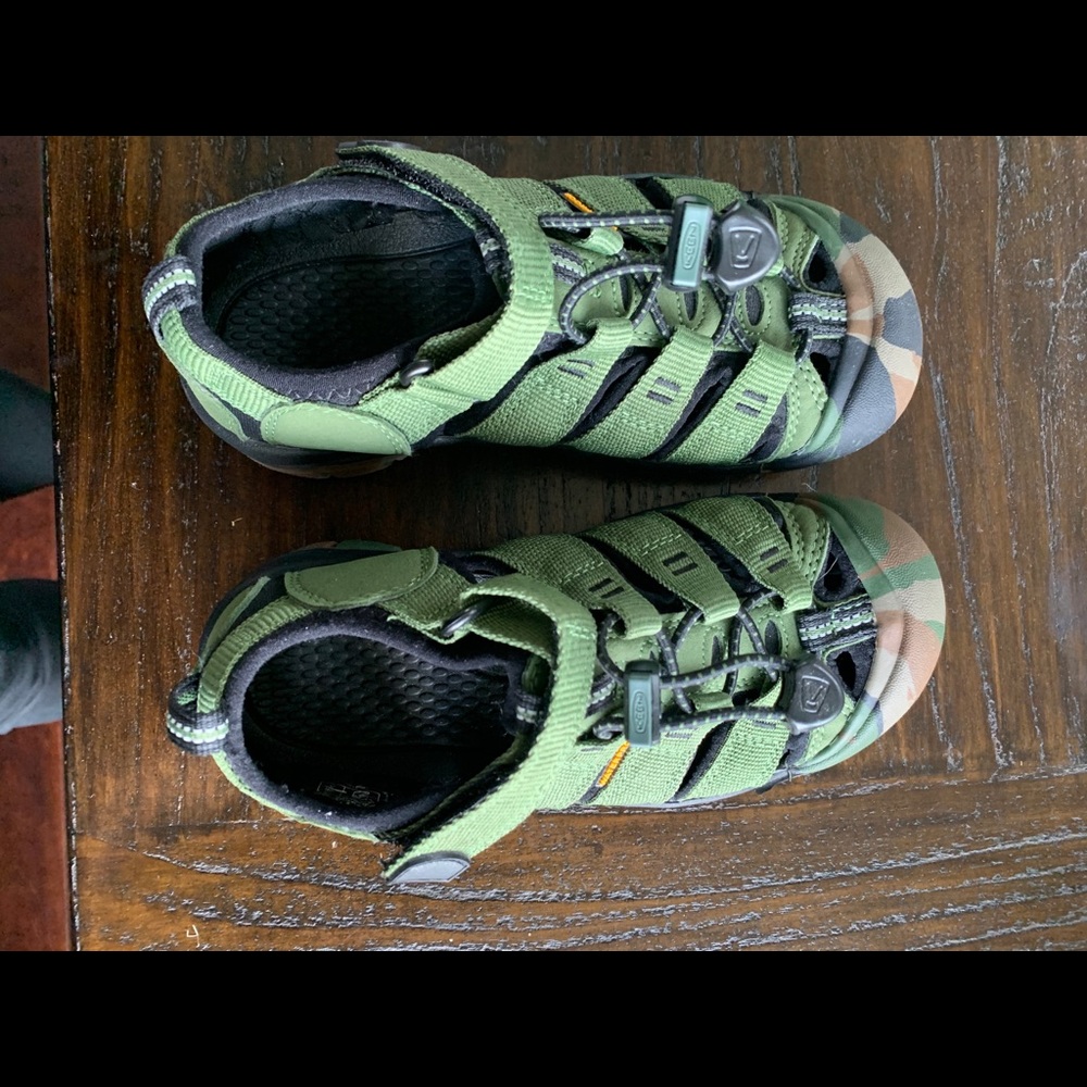 Keen Little boys Camo Newport H2- Sz 1